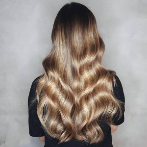 ¿COMO MATIZAR EL CABELLO RUBIO O LAS MECHAS?